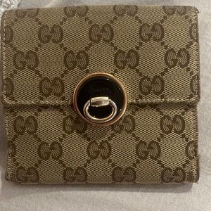 Gucci wallet
